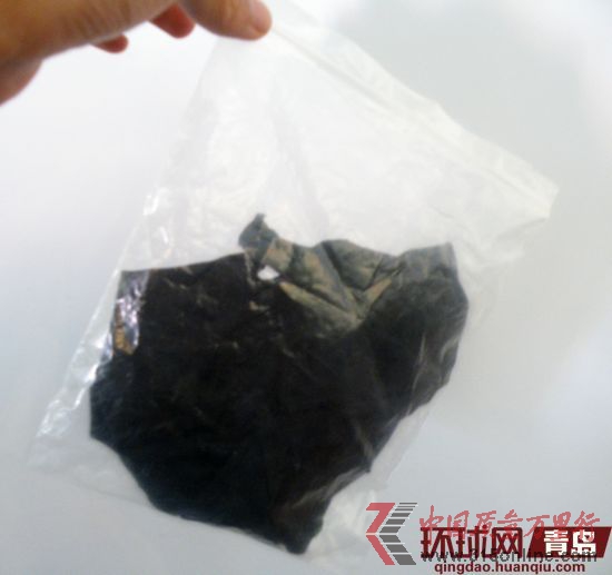 “臉基尼”無(wú)任何標(biāo)識(shí) “臉基尼”無(wú)任何標(biāo)識(shí)